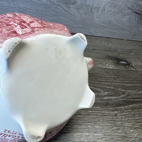 Vintage Johnson Brothers Old Britain Castles footed teapot 5.5” Tall 32 fl oz - Picture 9 of 9